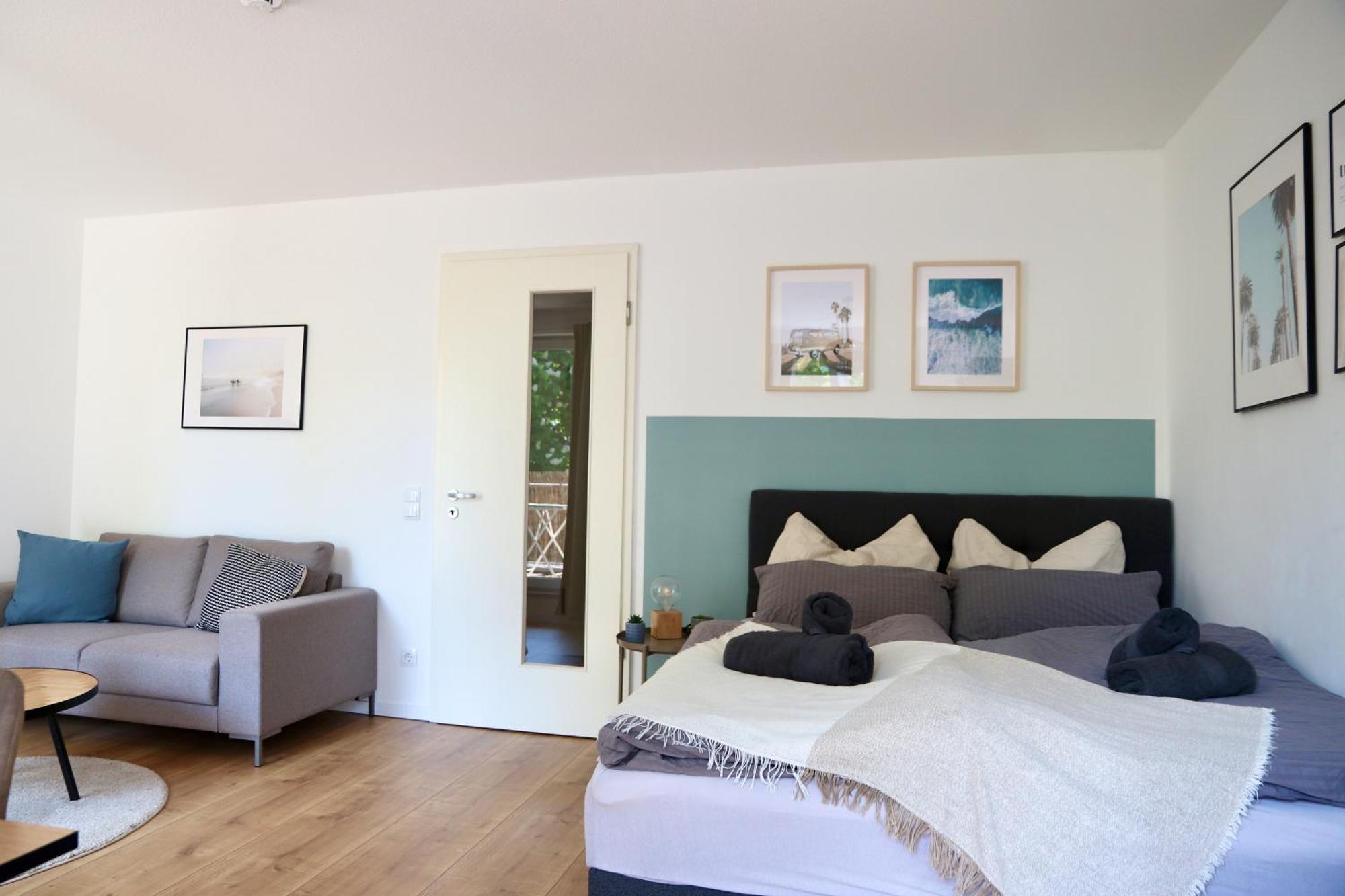 Gemuetliches 1R Apartment Mit Balkon, Parking, Tv Streaming Magdeburg Bagian luar foto